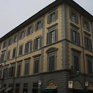 https://27-aprile.it-tuscanyhotel.com
